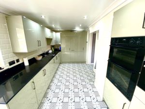 Modern Kitchen- click for photo gallery